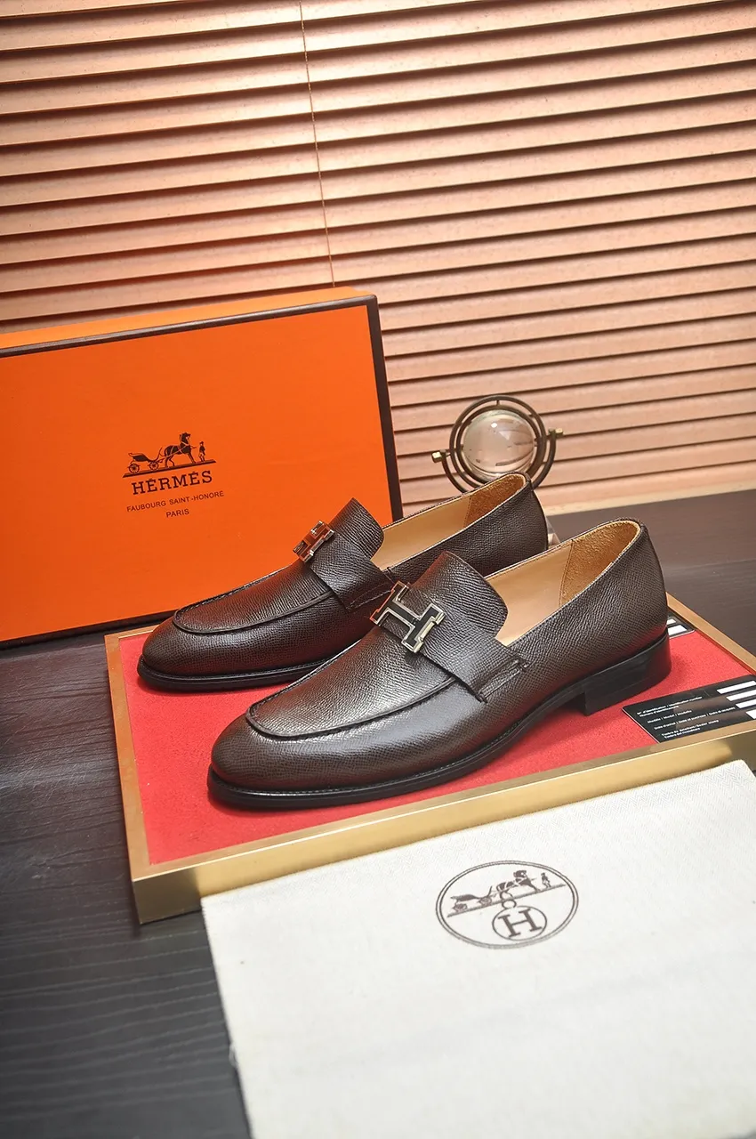 Men's shoes💰520💶[HERMES] (cowhide lining)🍀Italian top luxury🍀He does not pursue novel styles and gorgeous colors, but attracts the favor of successful men with his flawless, elegant and classic style. Formal leather shoes This very comfortable, simple and stable style allows you to easily match any style! The pattern is absolutely 1:1 refined from the original case, and we strive for excellence in materials, imported cowhide + cowhide lining💪💪💪extraordinary texture👍! .Code number: 38-45 (45 customized)